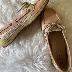 Women’s pink and striped sperrys